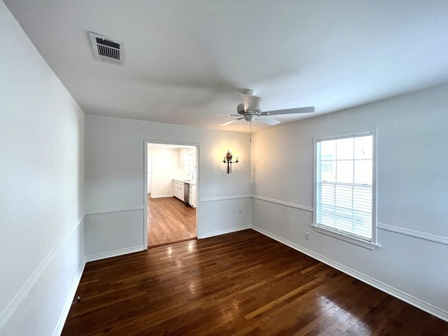 Foto del edificio - Iconic.... Capital Heights Cottage