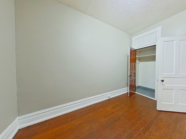 Foto del edificio - 2711 Keokuk St