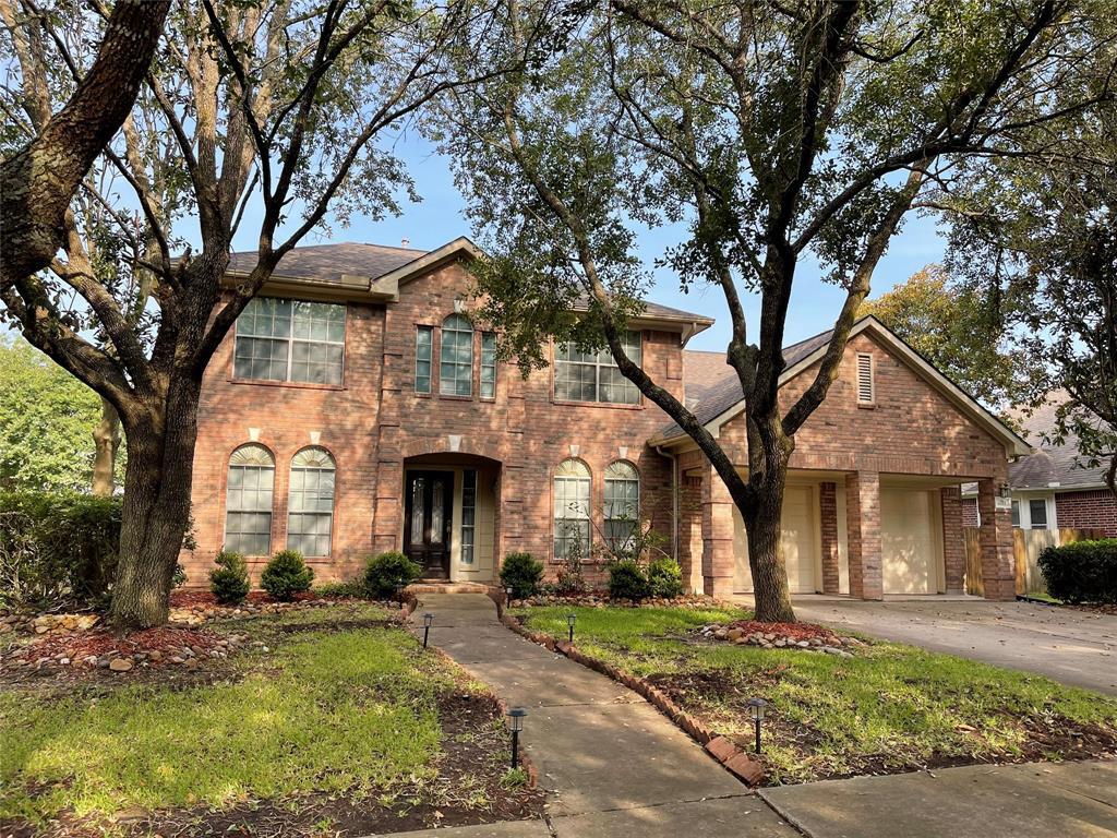 Foto principal - 4011 Harwood Dr