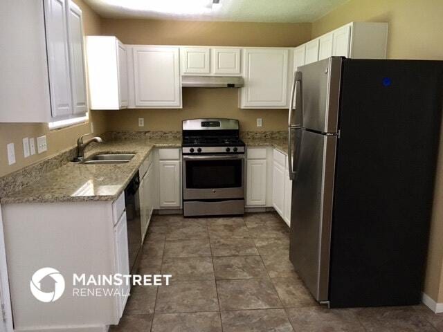 Building Photo - 16115 Catbird Ct