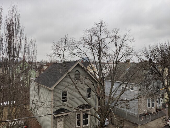 Building Photo - 171 Tremont St