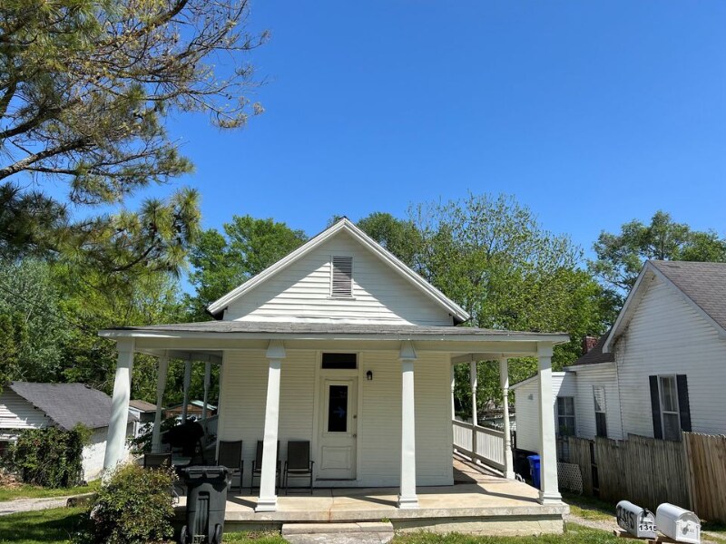1315 S High St, Columbia, TN 38401 House Rental in Columbia, TN