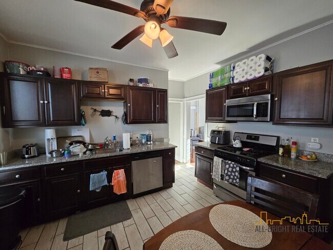 Foto del edificio - 317 Summit Ave