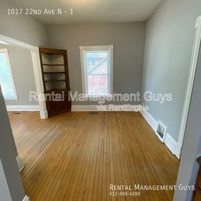 Building Photo - 1017 N 22nd Ave