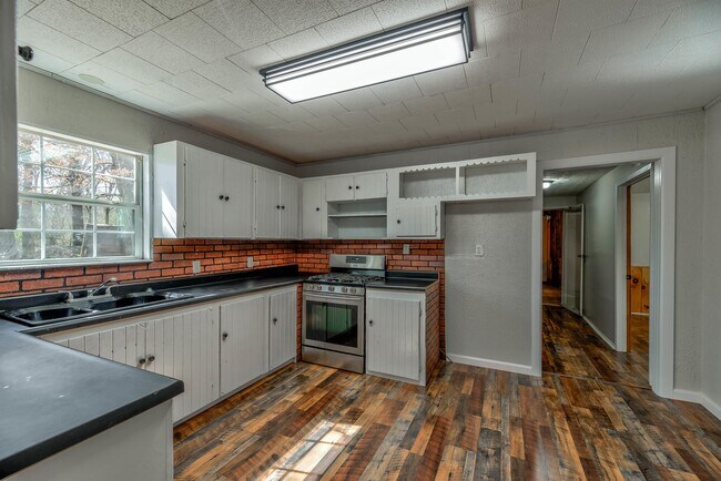 Foto del edificio - 2318 Co Rd 1100