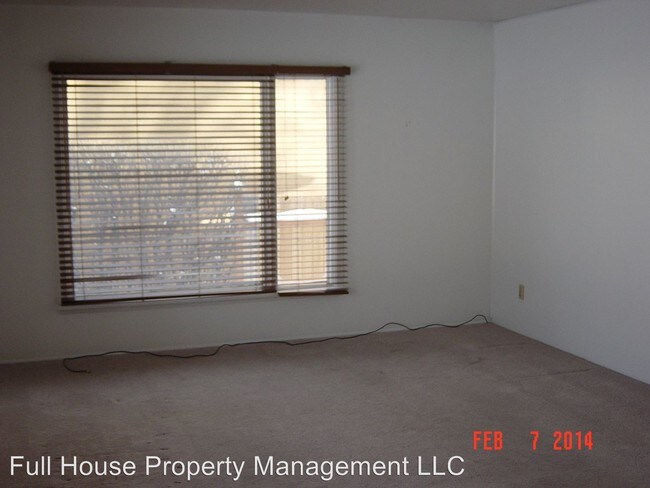 Building Photo - 1218 Avenue B NW