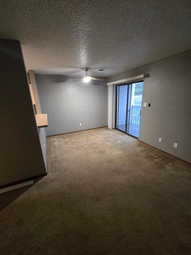 Building Photo - 202 Timber Ridge Dr