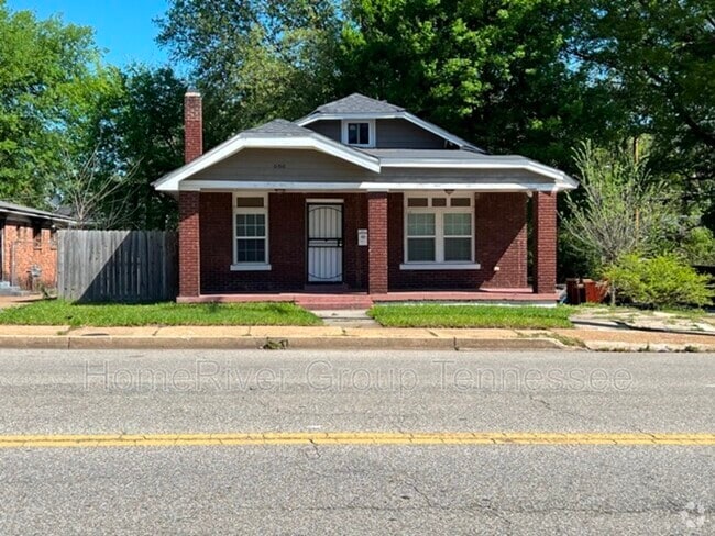 Building Photo - 686 E Mallory Ave
