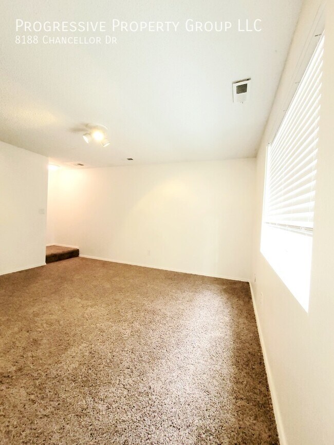Building Photo - Beautiful 3-Bed, 2-Bath Home in Briargate ...