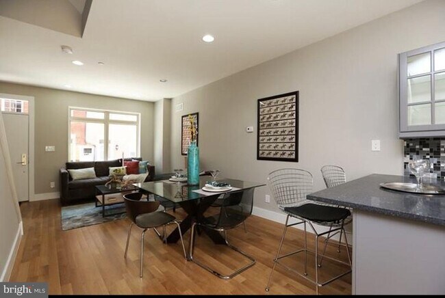 Foto del edificio - 1216 N Palethorp St