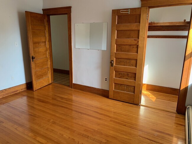 6 Flagg St Worcester Ma Apartments Worcester Ma Apartments Com