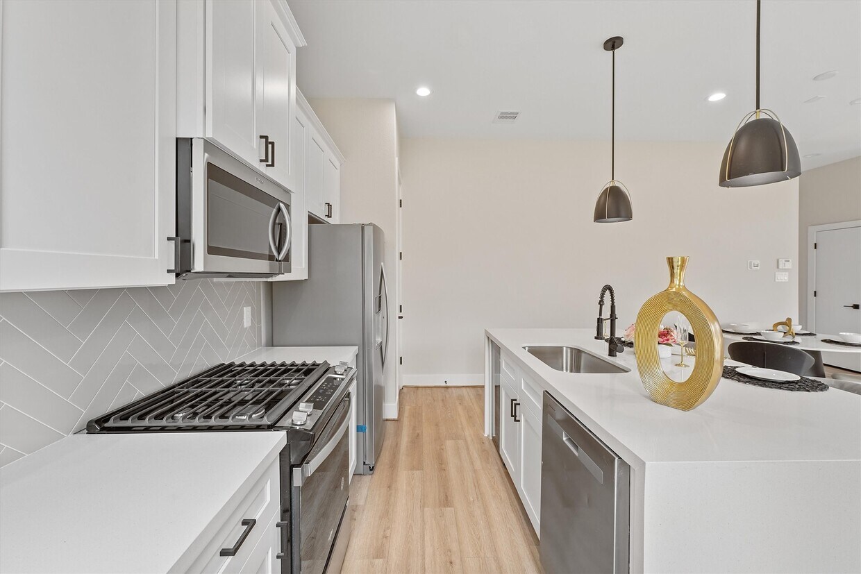 Foto principal - 833 Dorchester St