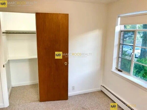 Building Photo - 17 Prospect St