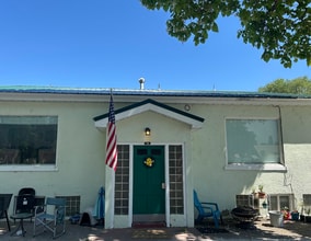 400 W 13th St
