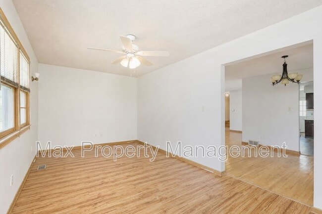 Building Photo - 4413 63rd St