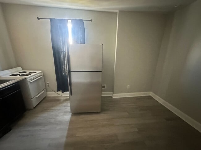 Photo - 1325 N 49th St Townhome