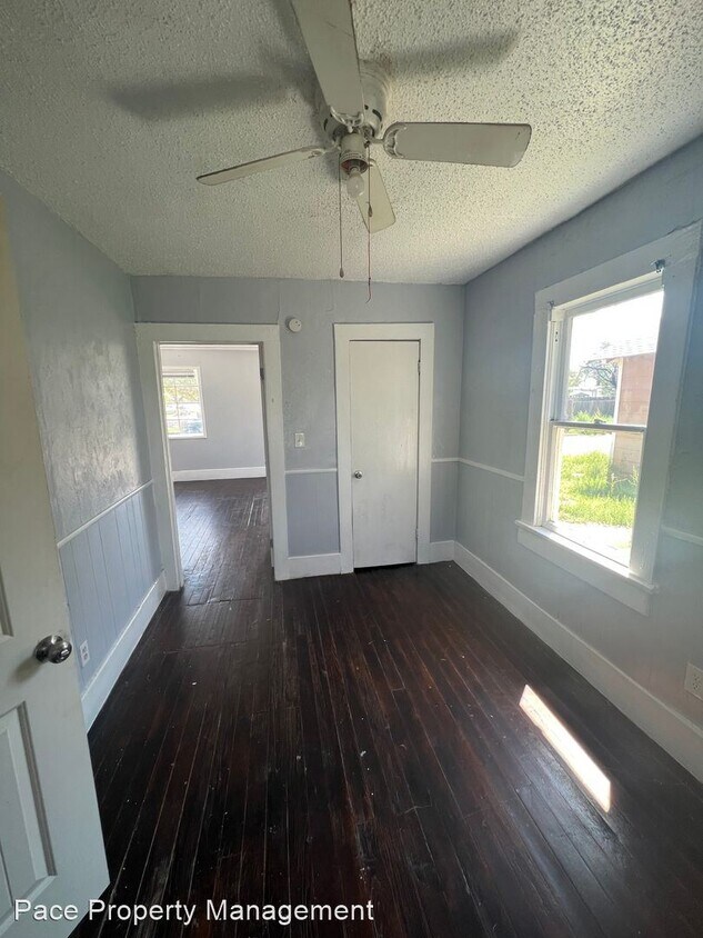Building Photo - 1 br, 1 bath House - 2202 South Pierce Street