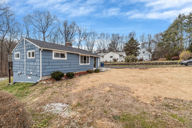 Foto del edificio - 149 Lakeside Blvd E