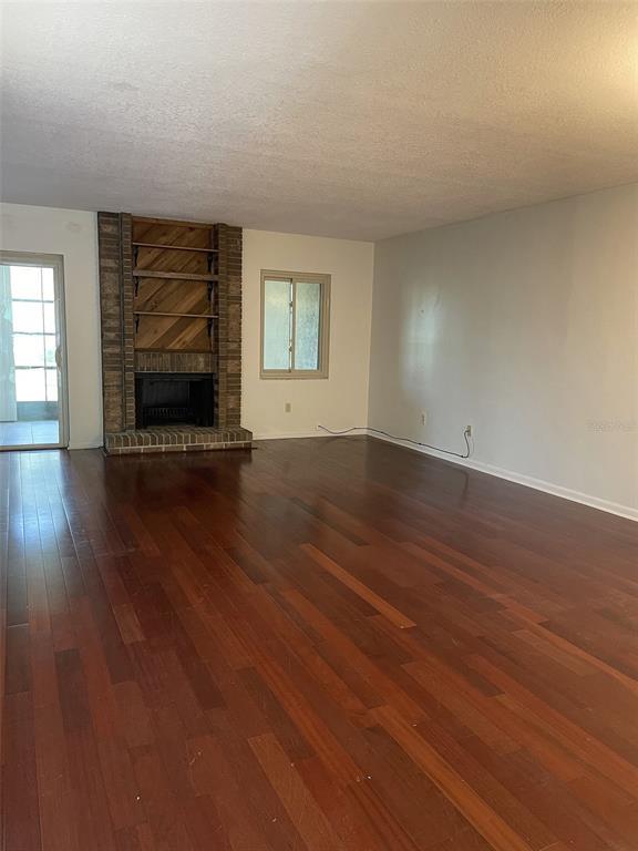 Building Photo - 7 Escondido Cir