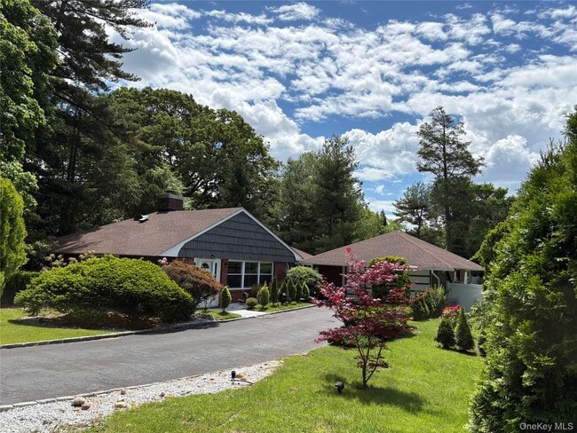 Building Photo - 405 I U Willets Rd
