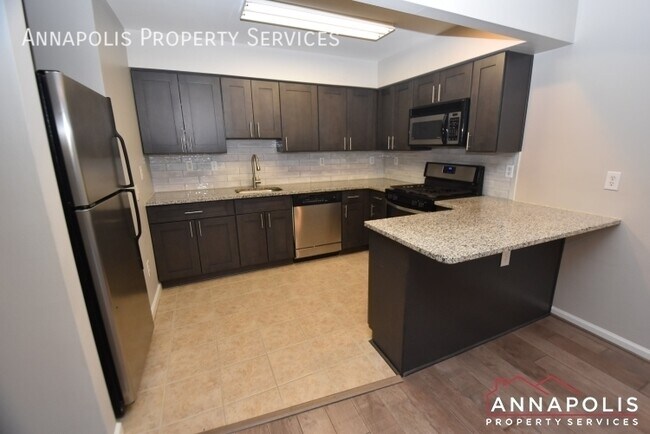 Foto del edificio - 1146 Cove Rd