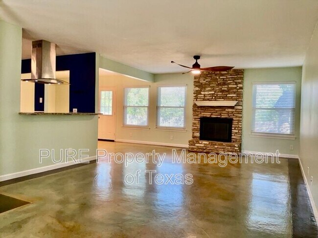 Foto del edificio - 9103 Comburg Dr