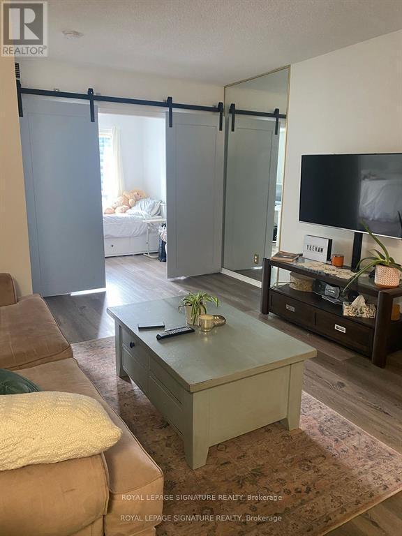 Building Photo - 25 The Esplanade