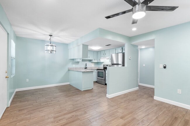 Photo - ONE BEDROOM APARTMENT AVAILABLE!