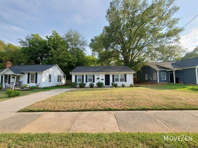 Building Photo - 532 Walnut St Rock Hill, SC 29730 Charming...