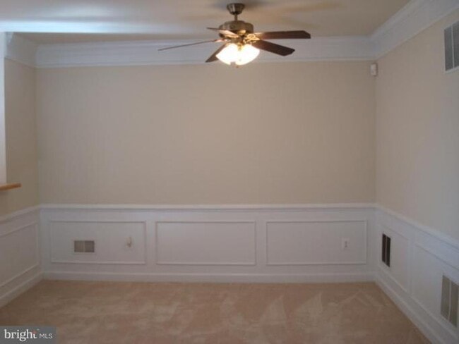 Building Photo - 11445 Fogarty Ct