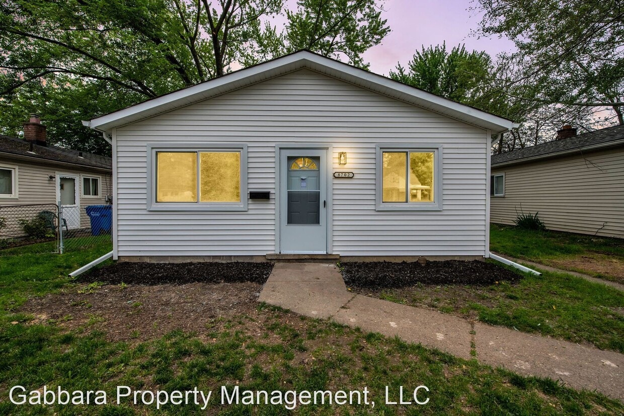 Primary Photo - 3 br, 1 bath House - 8702 Maxwell