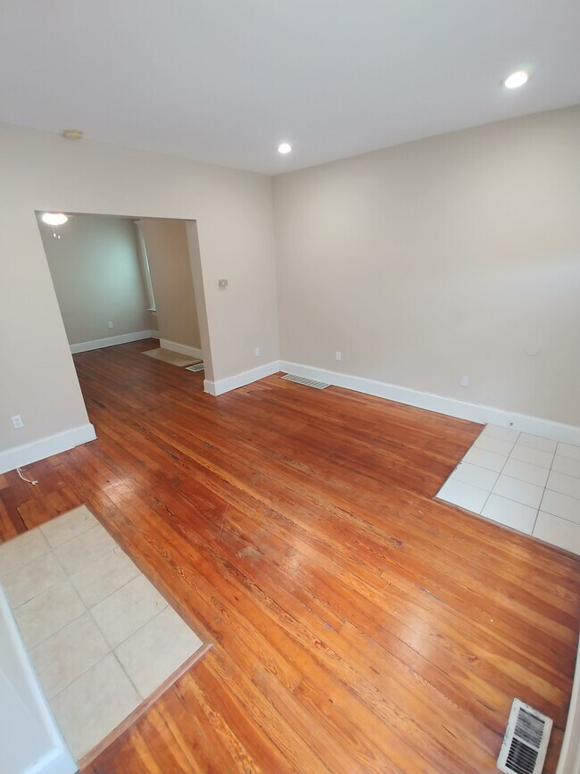 Foto del edificio - 1517 Summit St