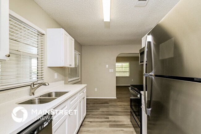 Foto del edificio - 6093 Myrtlewood Rd