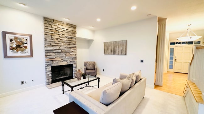Building Photo - 620 177th Ln NE