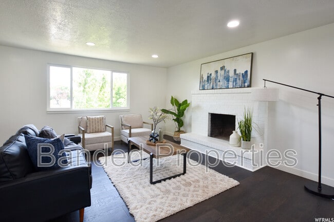 Photo - 2088 W 4100 S House