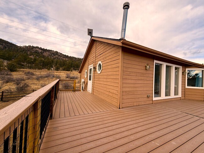 Building Photo - 73 Sunlight Ln