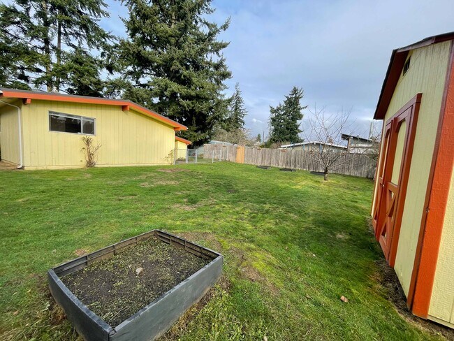 Foto del edificio - 2147 N 185th St