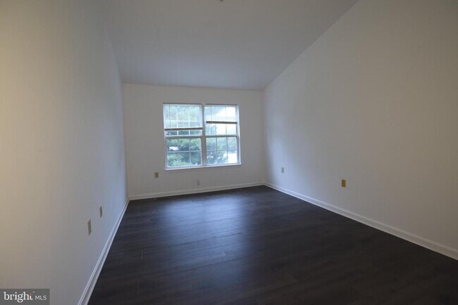 Foto del edificio - 13850 Crosstie Dr