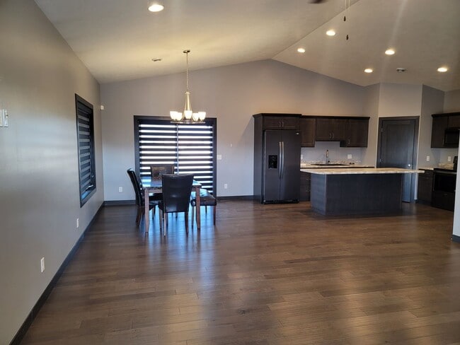 Building Photo - 114 Devitt Dr