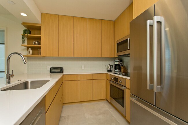Building Photo - 1388 Kapiolani Blvd