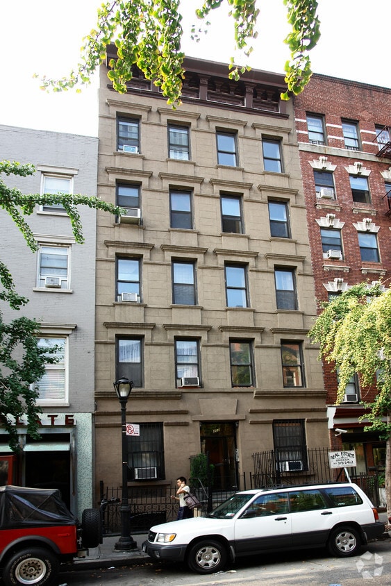Primary Photo - 402 W 46th St