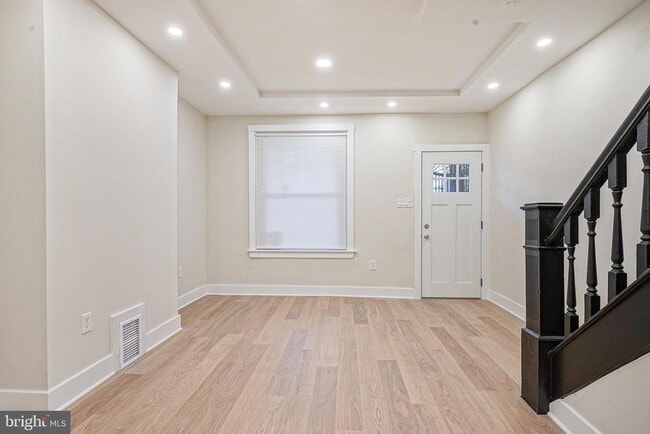 Foto del edificio - 3040 N Water St