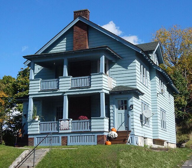 Foto del edificio - 569 Westmoreland Ave