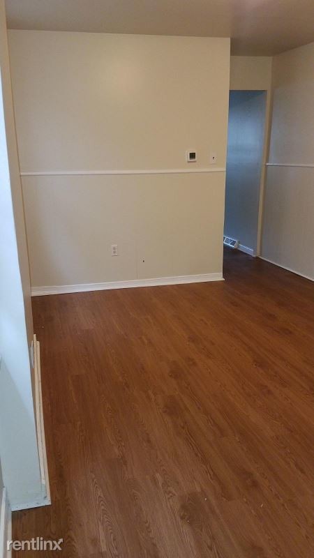 Foto del edificio - 5 br, 2 bath House - 203 North Connell Street