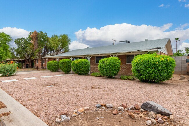 Foto del edificio - 7435 E Palm Ln
