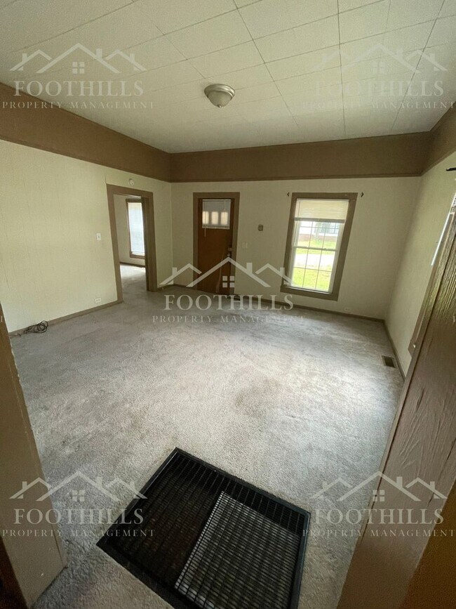 Foto del edificio - Your Next Home Awaits: 2 Bedrooms, New Car...