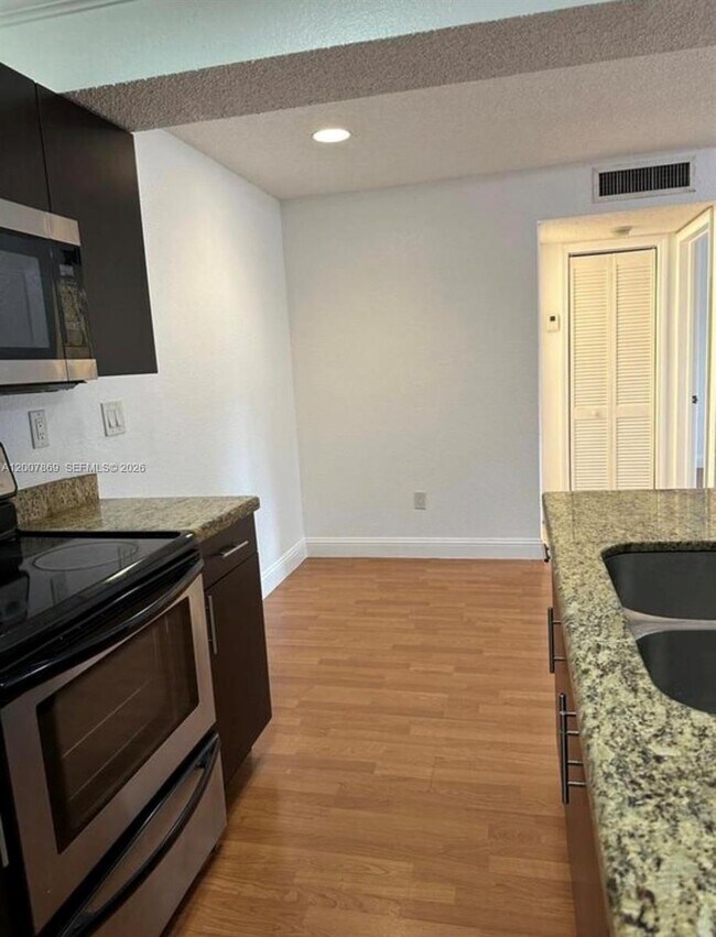 Foto del edificio - 15570 SW 105th Ln