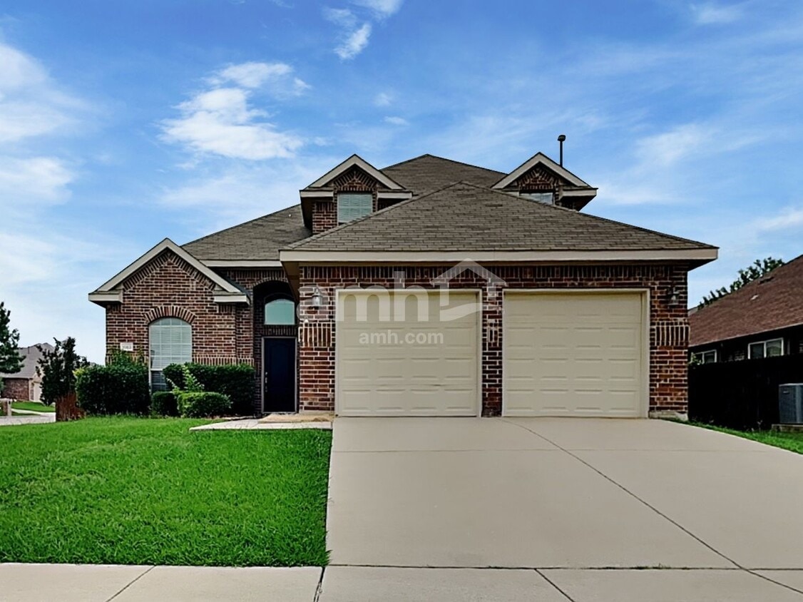 Primary Photo - 1083 Carpenter Ct