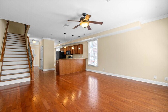 Foto del edificio - 2 Bedroom 2 1/2 Bath Dog Friendly Condo Fo...