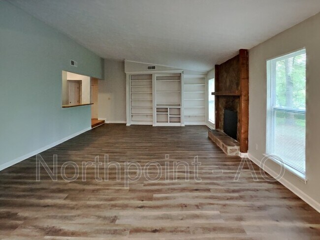 Building Photo - 1515 Captain Thomas Ct